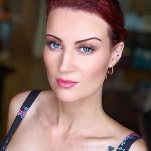 Meet your Posher, Chella